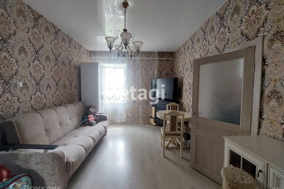 Продаётся 3-комнатная квартира, 59.5 м²