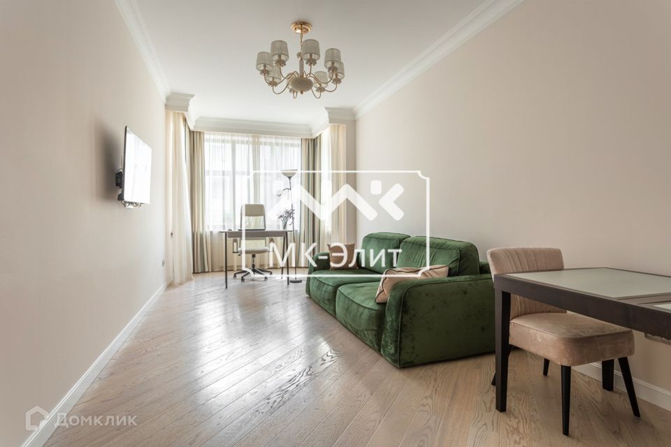 Продаётся 3-комнатная квартира, 128.1 м²