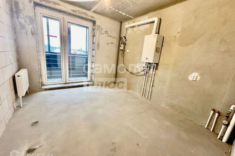 Продаётся 1-комнатная квартира, 41.8 м²