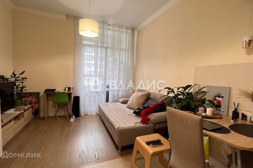 Продаётся 1-комнатная квартира, 35.6 м²
