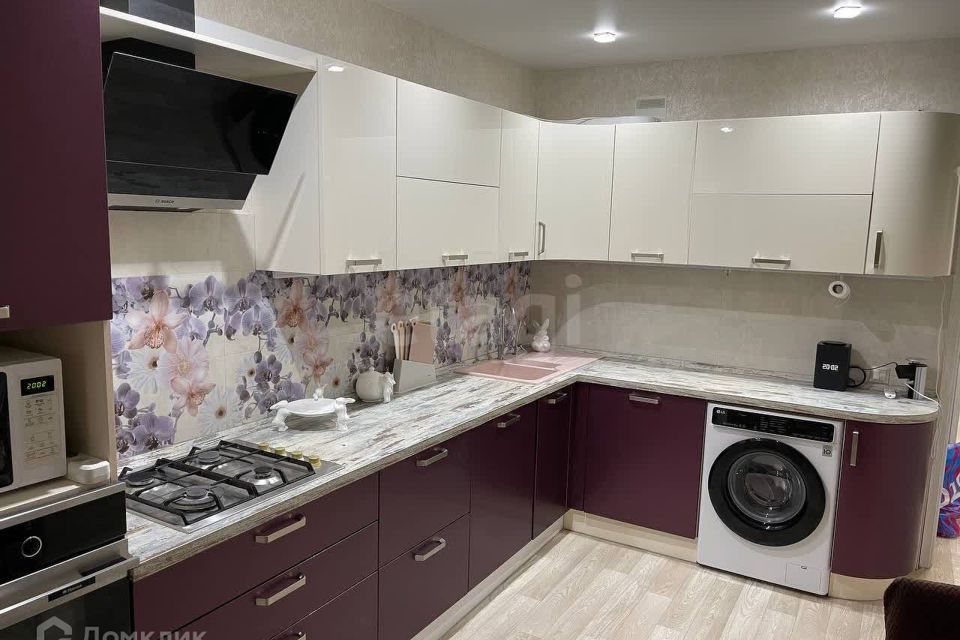 Сдаётся 2-комнатная квартира, 69.7 м²