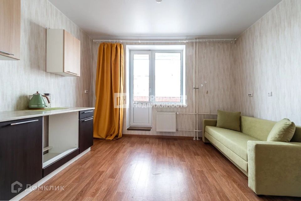 Продаётся 1-комнатная квартира, 40.4 м²
