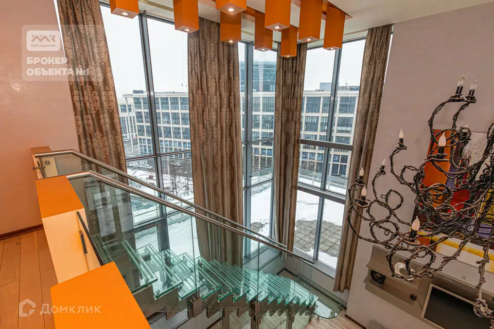 Продаётся 5-комнатная квартира, 180 м²