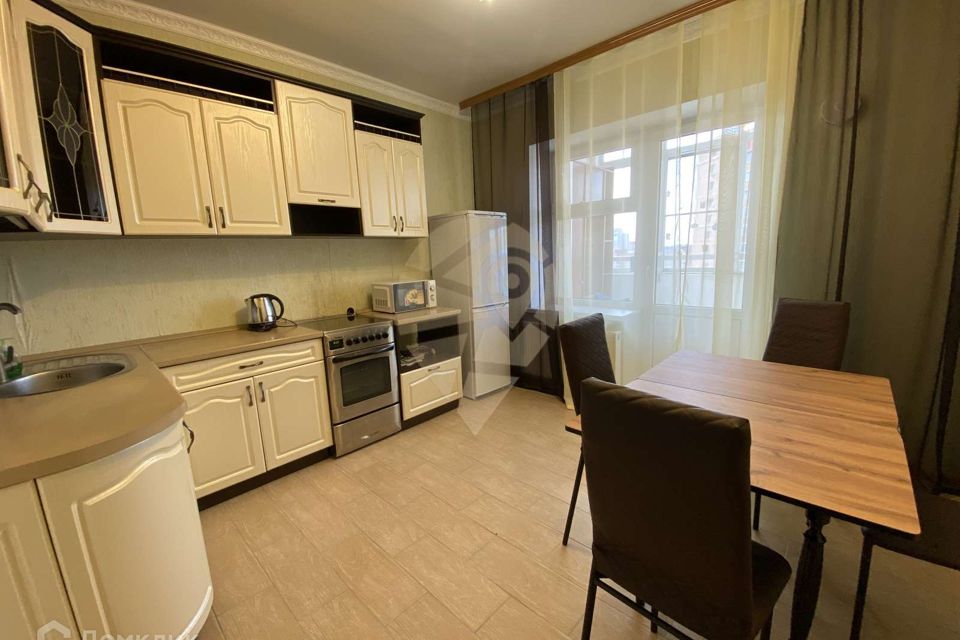Сдаётся 3-комнатная квартира, 86.7 м²