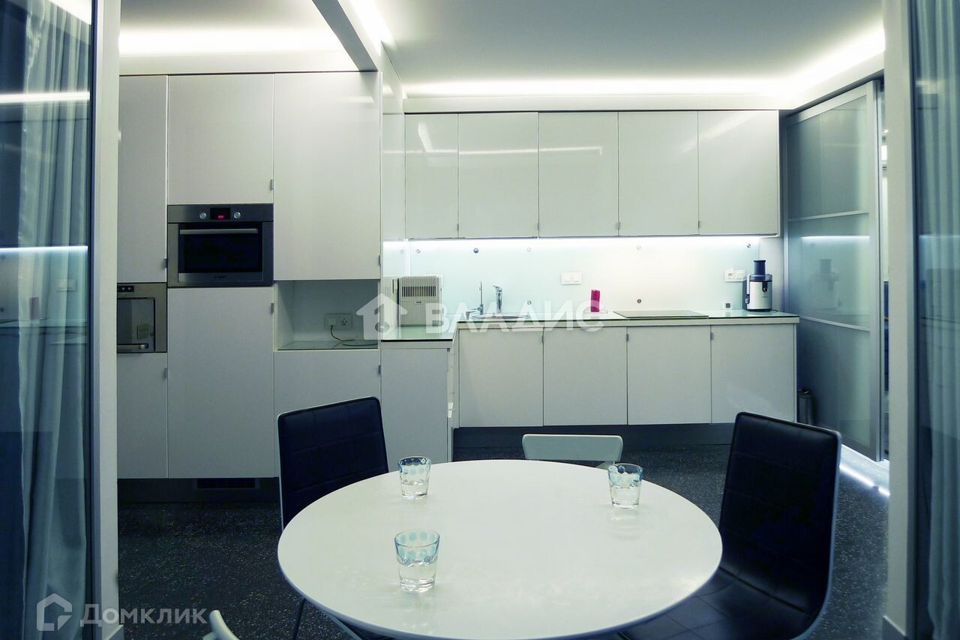 Продаётся 2-комнатная квартира, 47.6 м²