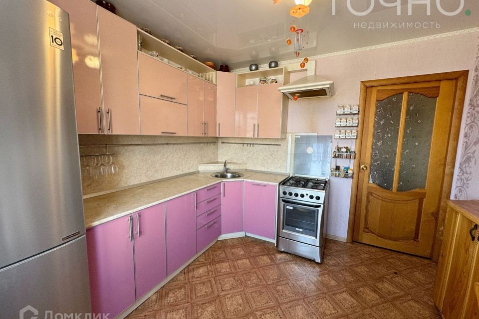 Продаётся 3-комнатная квартира, 70.1 м²