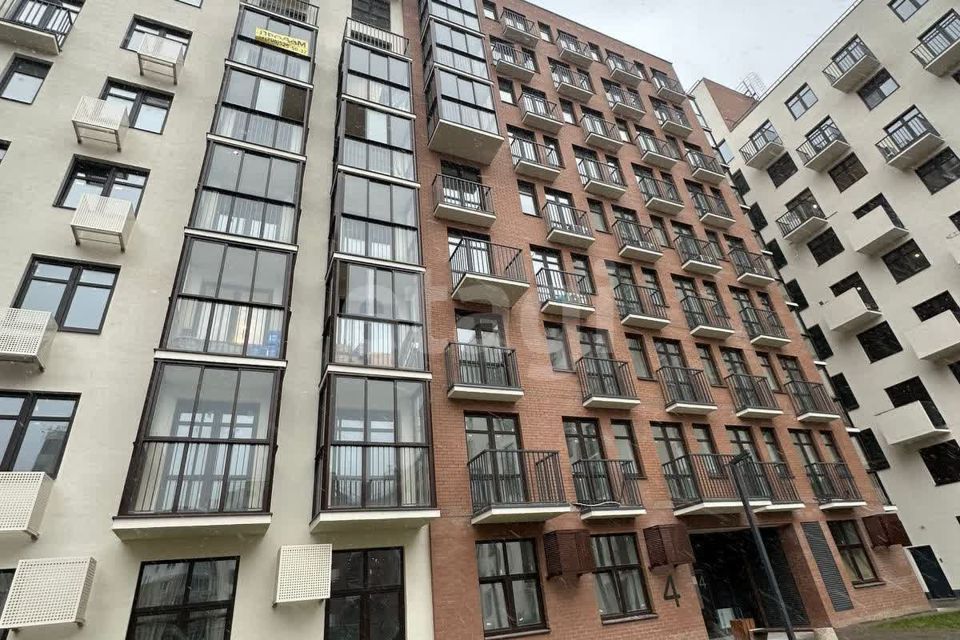 Продаётся 1-комнатная квартира, 42.4 м²