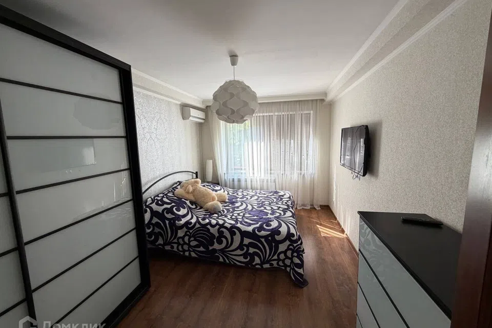 Продаётся 3-комнатная квартира, 60 м²