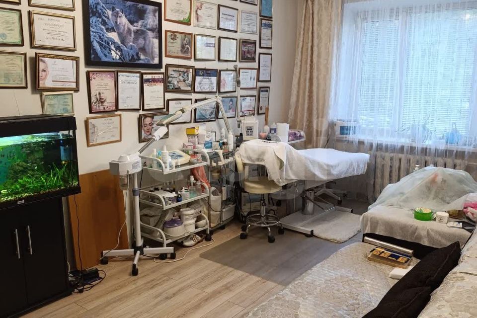 Продаётся 3-комнатная квартира, 54.4 м²