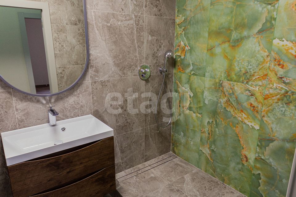 Продаётся 2-комнатная квартира, 60.4 м²