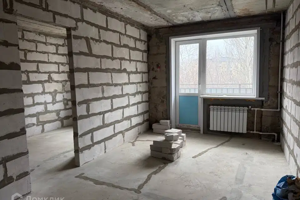 Продаётся 3-комнатная квартира, 55.5 м²