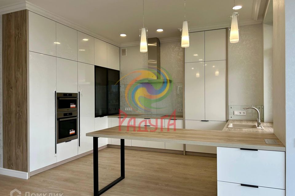 Продаётся 3-комнатная квартира, 79.7 м²