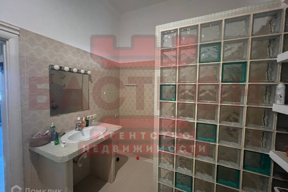 Продаётся 1-этажный дом, 135 м²