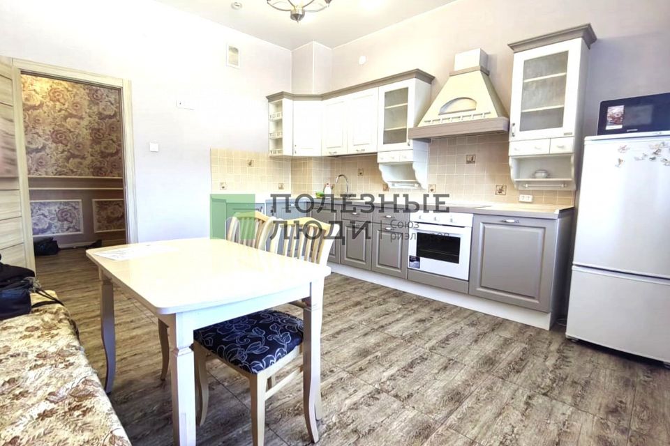 Продаётся 2-комнатная квартира, 65 м²