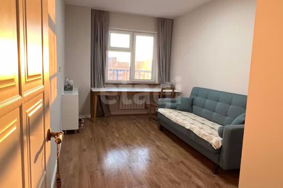 Продаётся 3-комнатная квартира, 70.6 м²