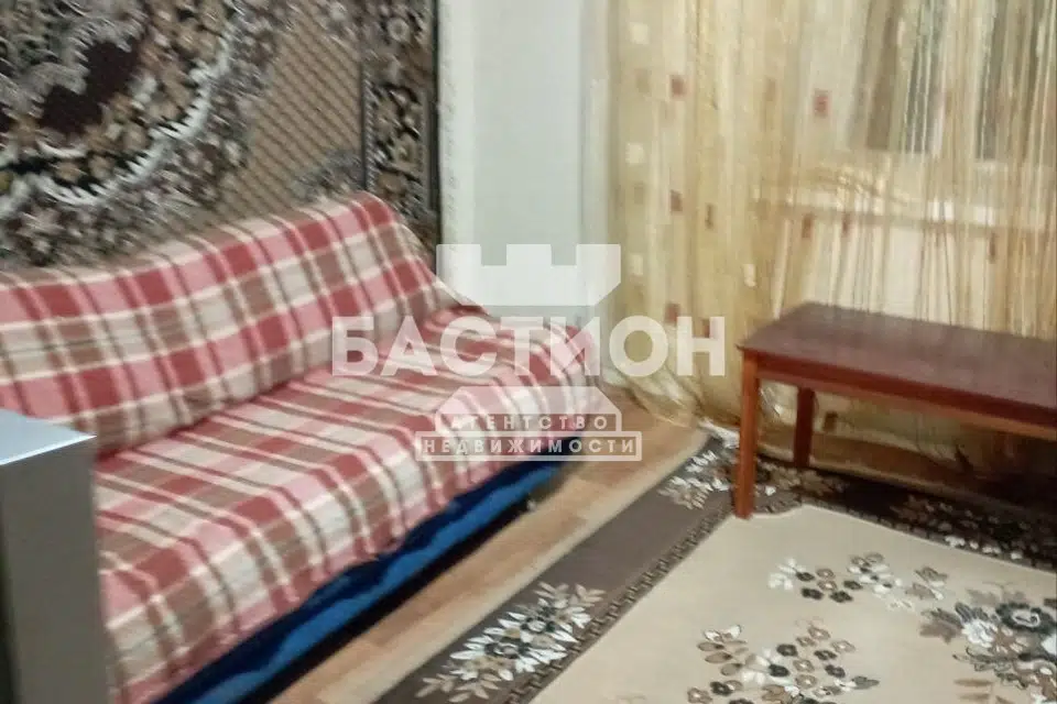 Продаётся 1-комнатная квартира, 32 м²