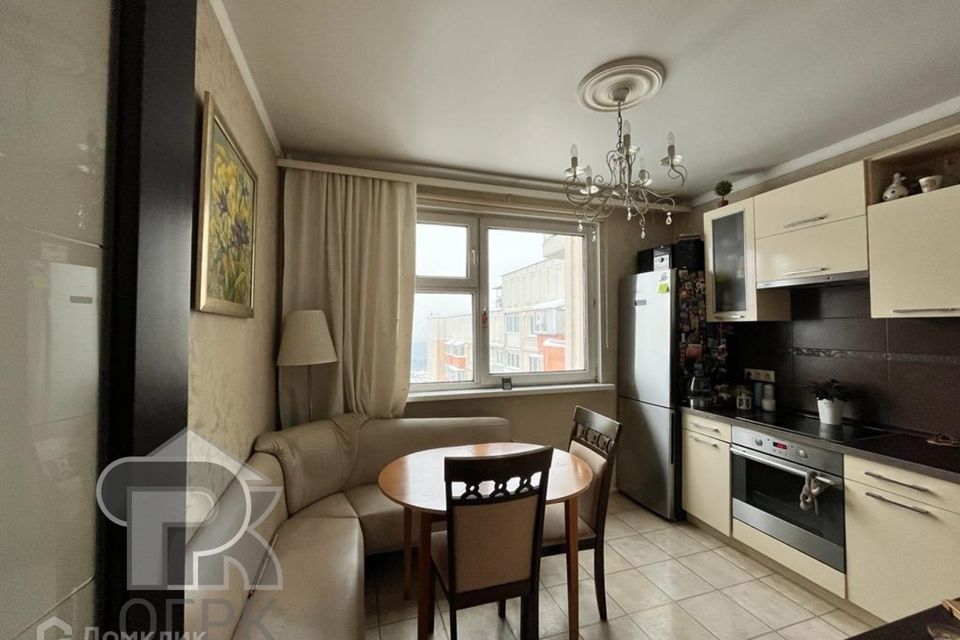 Продаётся 2-комнатная квартира, 58.4 м²