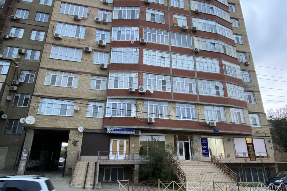 Продаётся 3-комнатная квартира, 110 м²