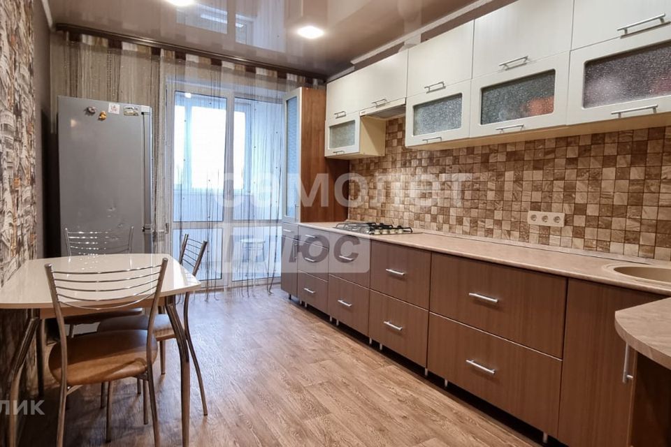 Продаётся 1-комнатная квартира, 44.2 м²