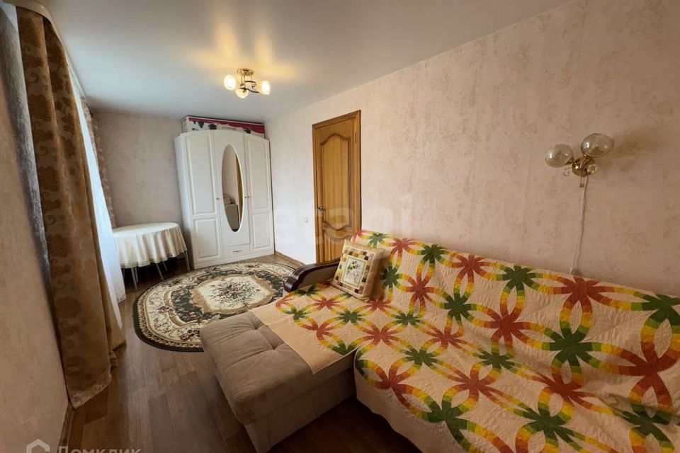Продаётся 4-комнатная квартира, 82.5 м²