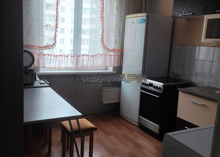 Сдаётся 1-комнатная квартира, 42 м²