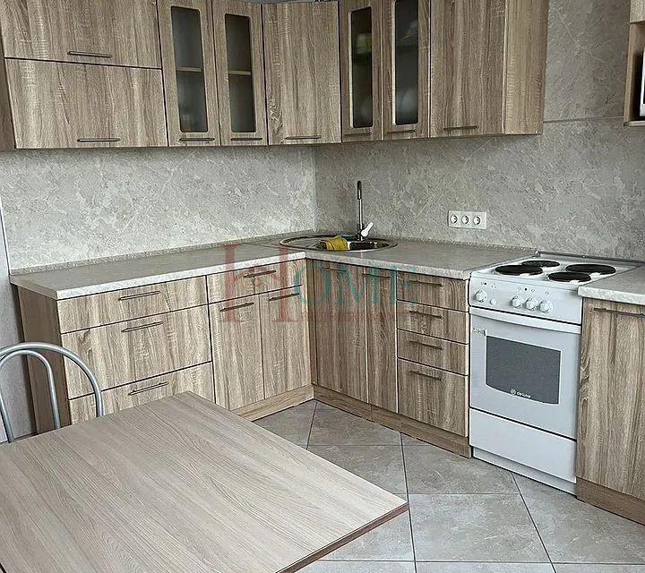 Сдаётся 2-комнатная квартира, 60 м²