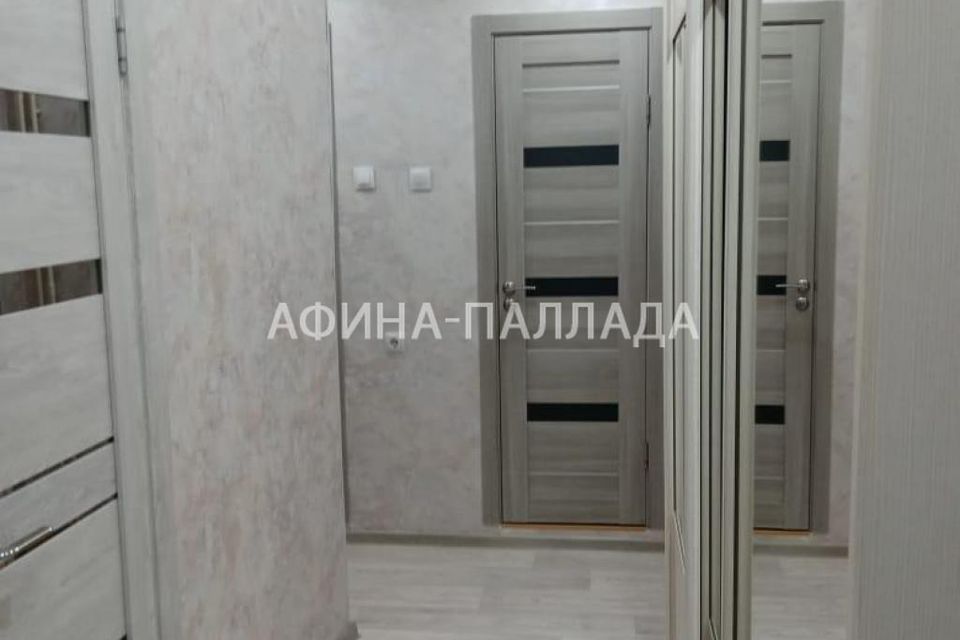 Продаётся 2-комнатная квартира, 56.4 м²