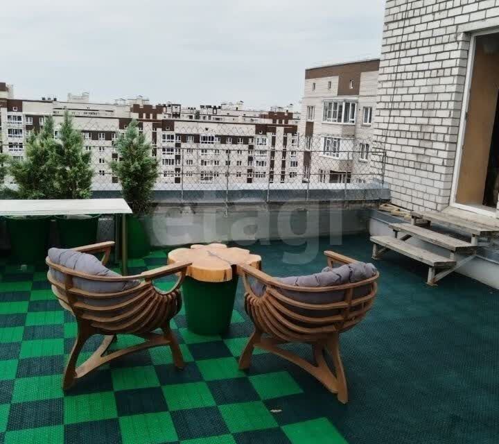 Продаётся 2-комнатная квартира, 55.4 м²