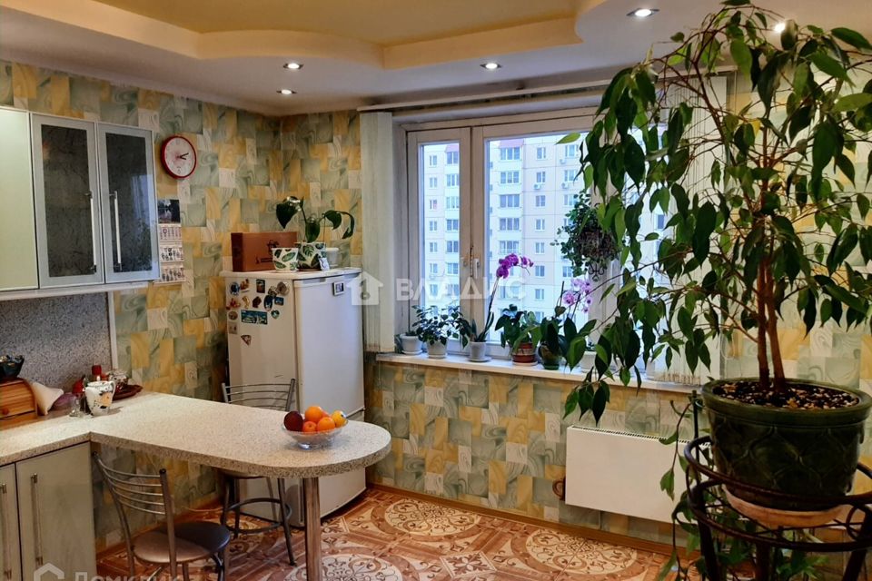 Продаётся 2-комнатная квартира, 67.4 м²