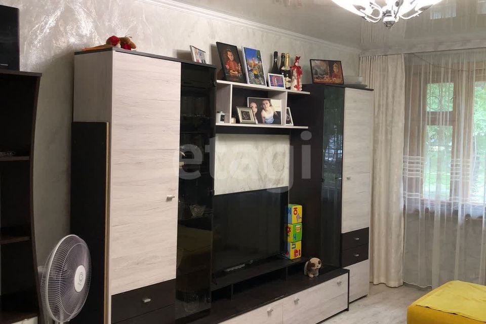 Продаётся 2-комнатная квартира, 43.8 м²