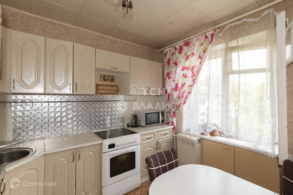 Продаётся 2-комнатная квартира, 55.6 м²