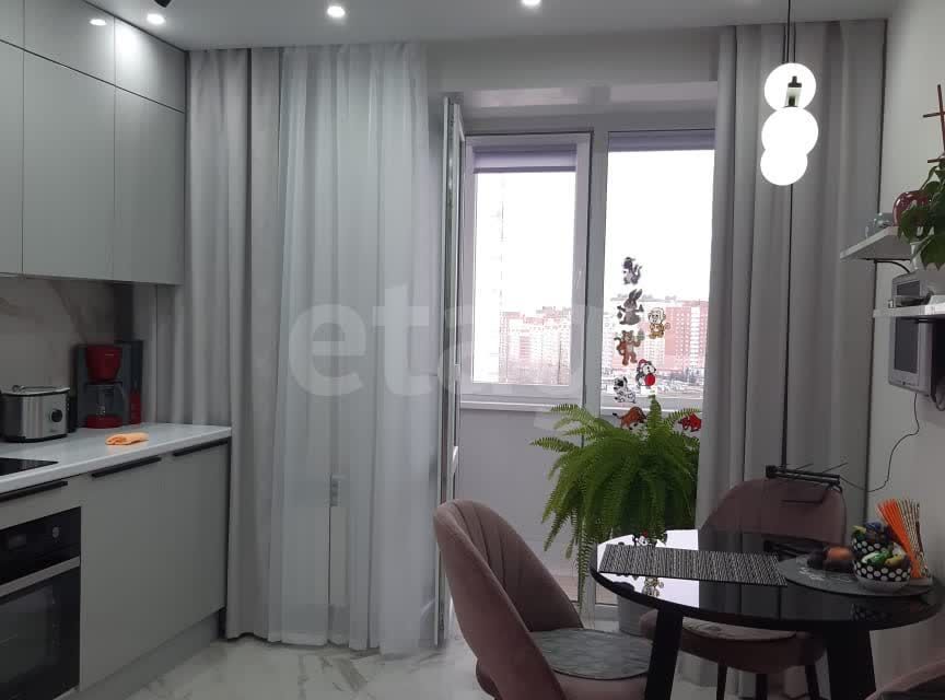Продаётся 2-комнатная квартира, 56 м²