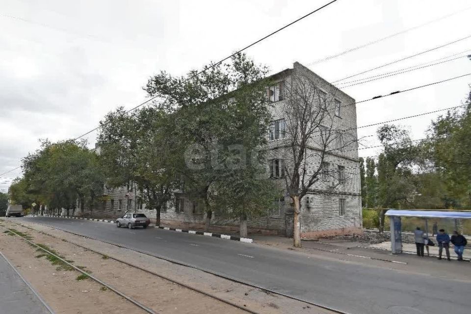 Продаётся комната в 3-комн. квартире, 74 м²