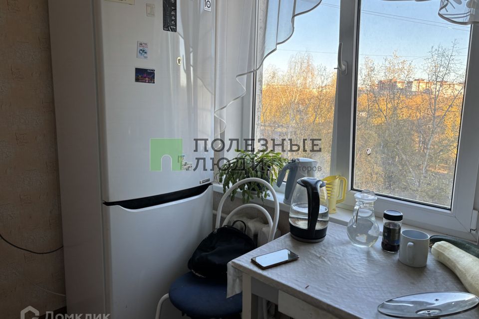 Продаётся 4-комнатная квартира, 69 м²