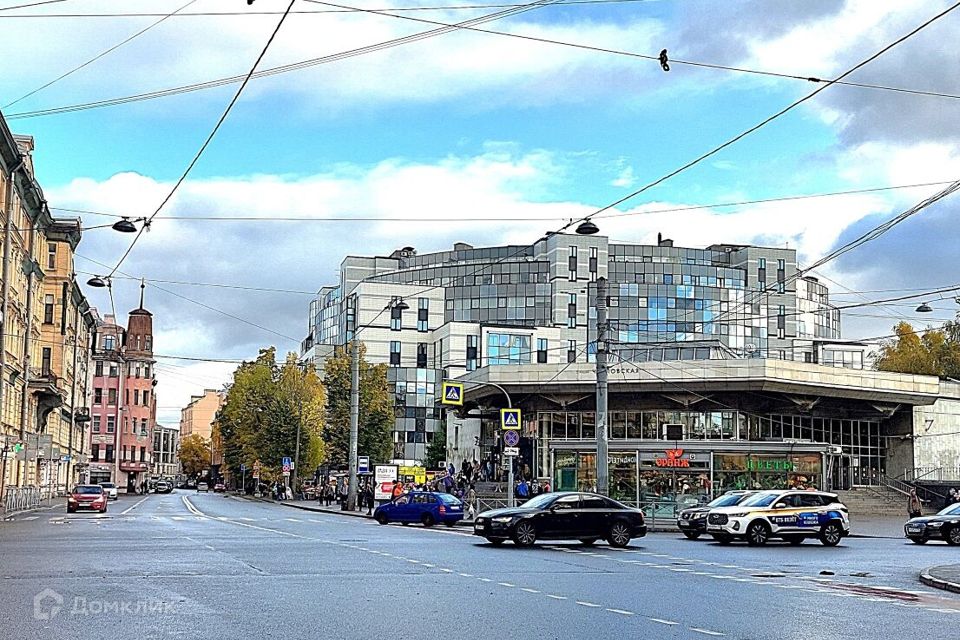 Продаётся 4-комнатная квартира, 115.1 м²