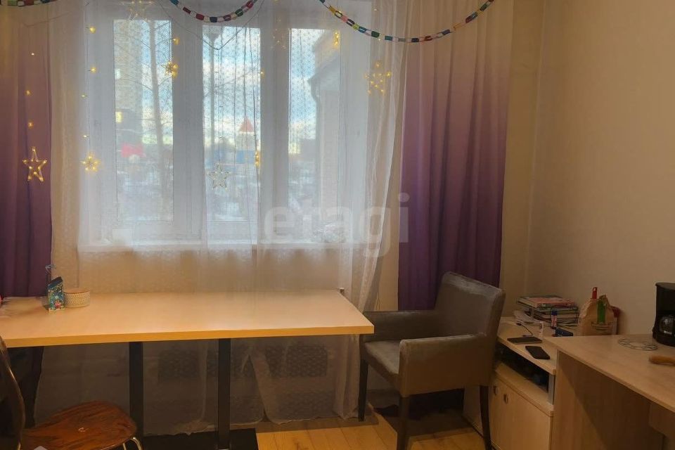 Продаётся 3-комнатная квартира, 109 м²