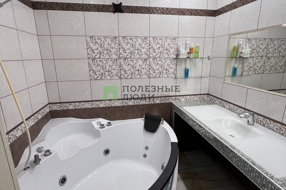Продаётся 2-комнатная квартира, 58 м²