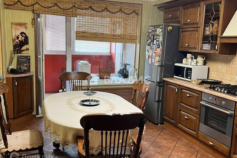 Сдаётся 2-комнатная квартира, 66 м²