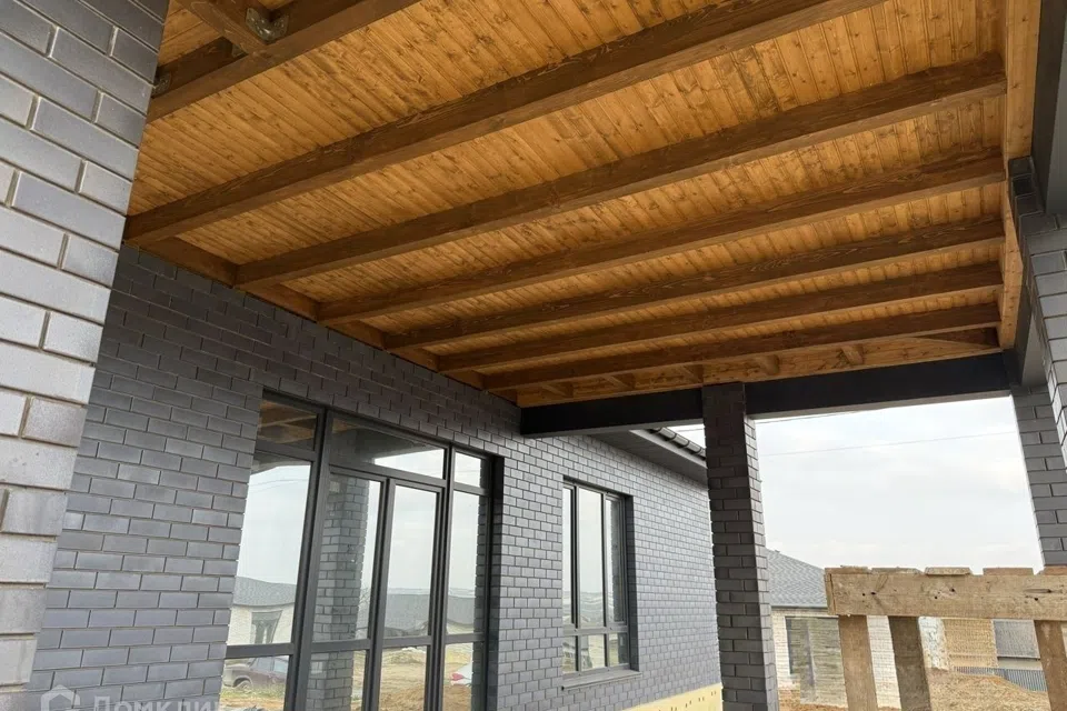 Продаётся 2-этажный дом, 220 м²