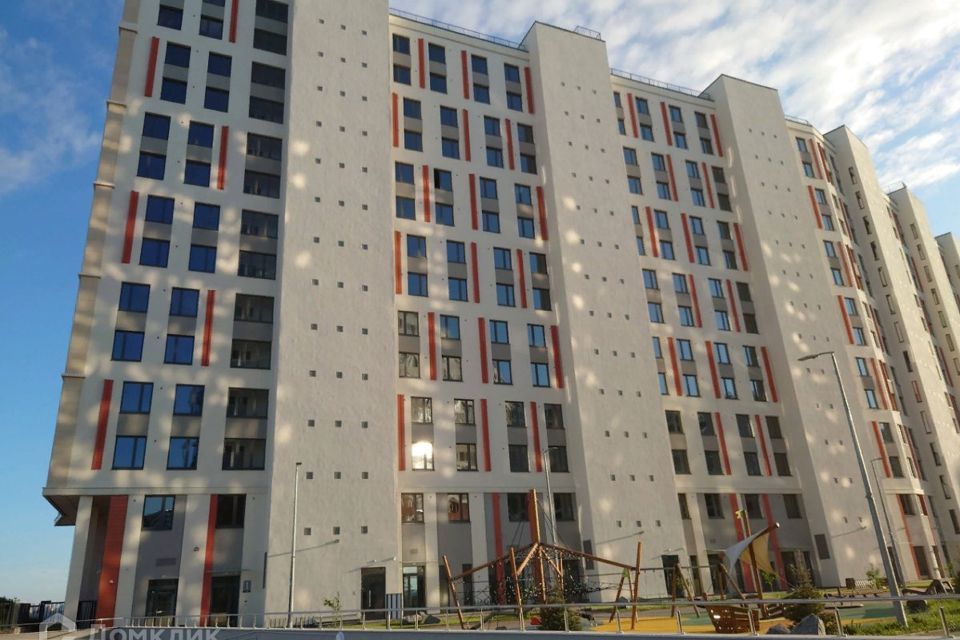 Продаётся 4-комнатная квартира, 108.7 м²