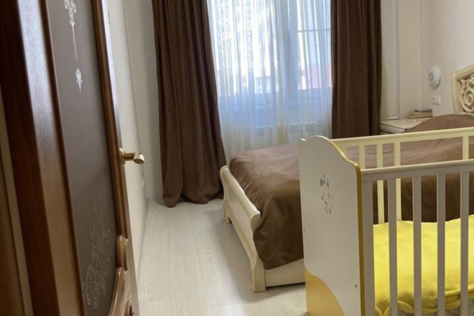 Продаётся 2-комнатная квартира, 65.3 м²