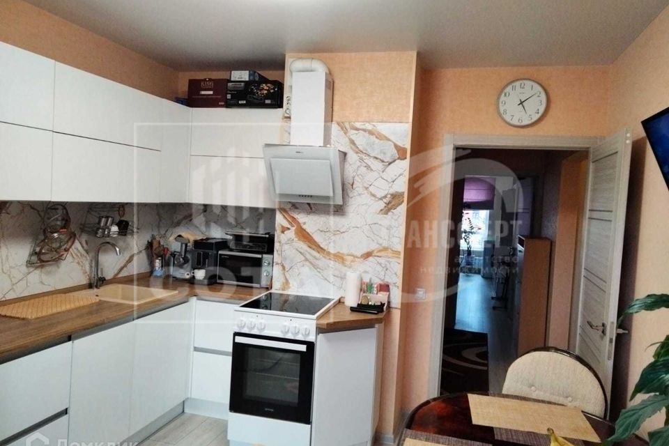 Продаётся 3-комнатная квартира, 75.7 м²