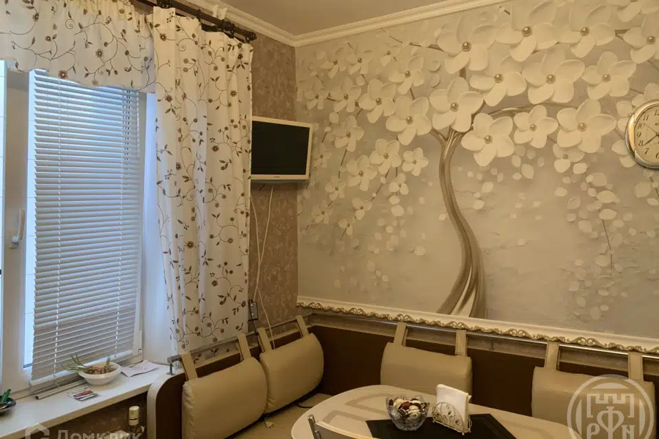 Продаётся 3-комнатная квартира, 72.5 м²