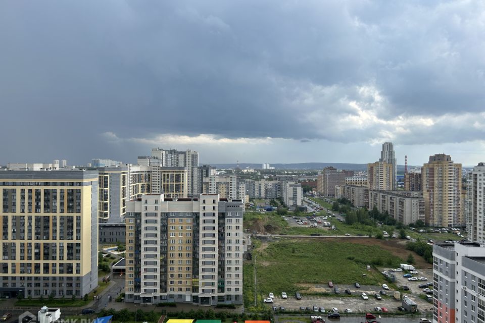 Продаётся 2-комнатная квартира, 65.4 м²