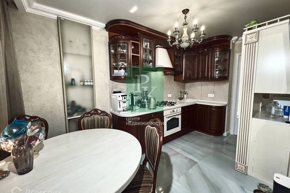 Продаётся 2-комнатная квартира, 62 м²