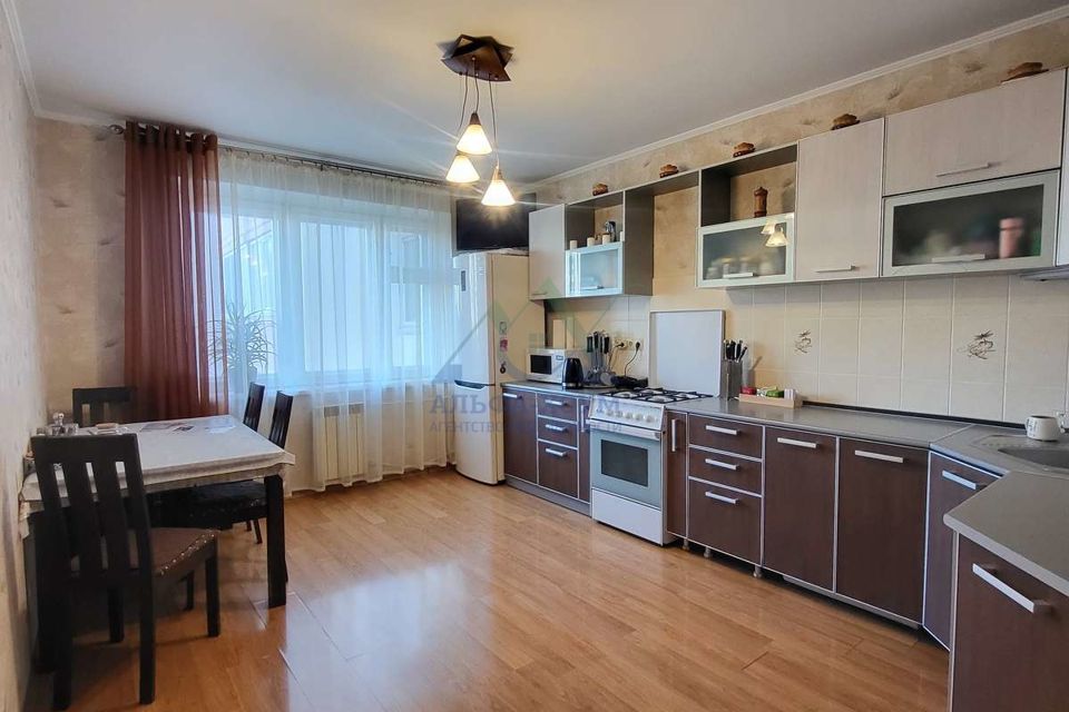 Продаётся 2-комнатная квартира, 65.1 м²