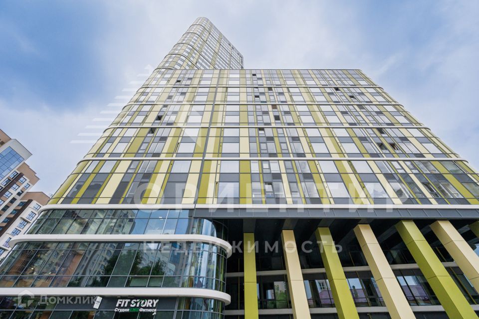 Продаётся 3-комнатная квартира, 125 м²