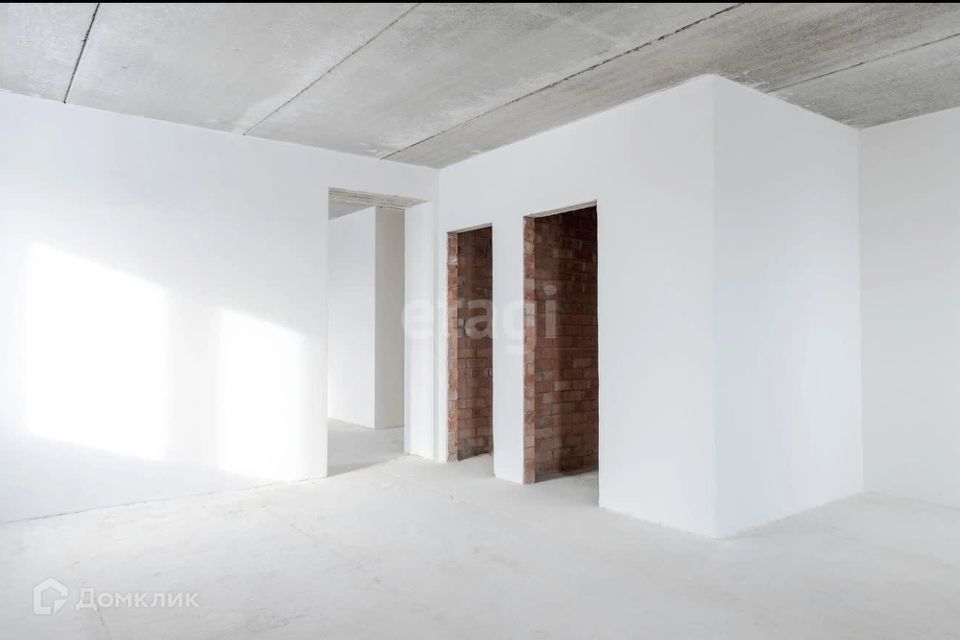 Продаётся 2-комнатная квартира, 64.3 м²