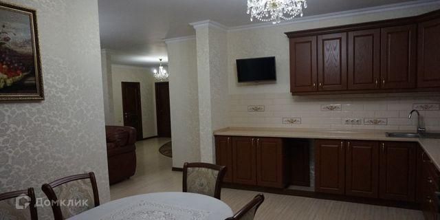 Продаётся 3-комнатная квартира, 100 м²