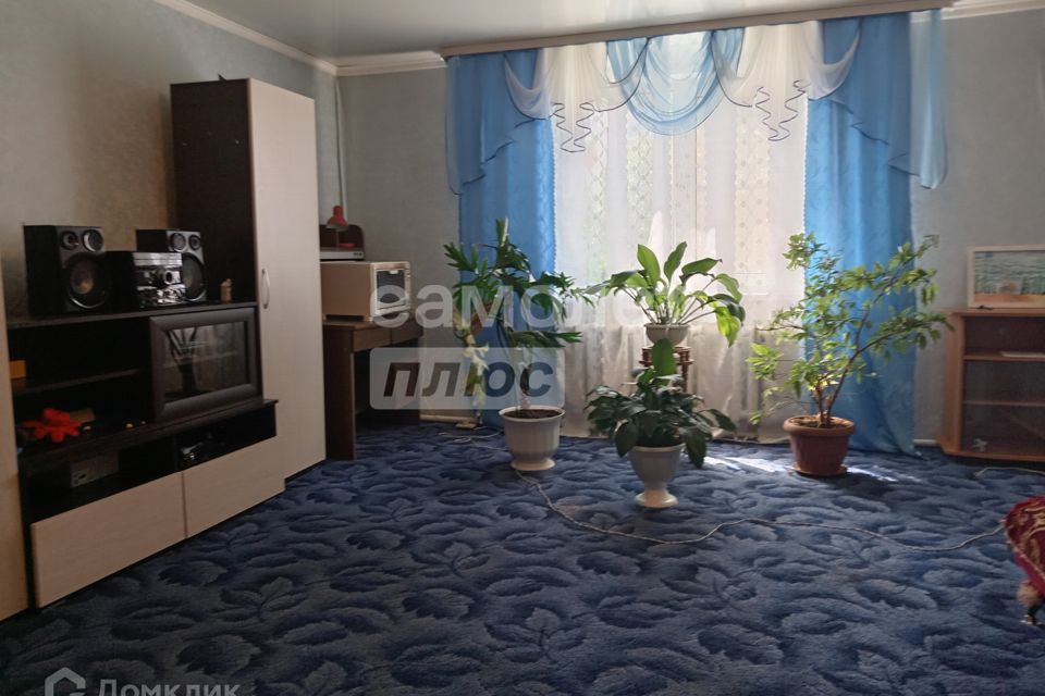 Продаётся 4-комнатная квартира, 115 м²
